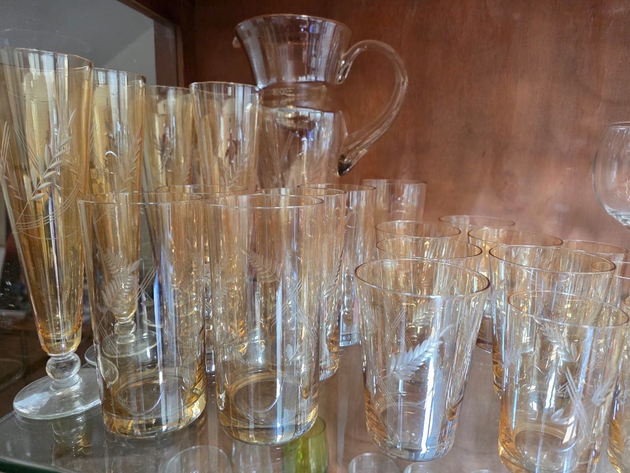 Coleção de Taças e Copos em Cristal Amarelo 20 Peças